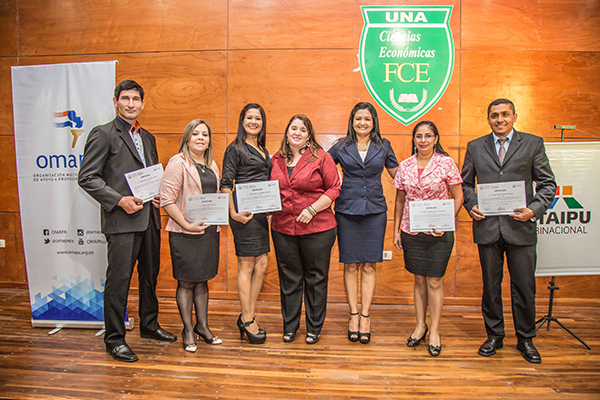 graduacion-curso-de-educacion-matematica-para-docentes-omapa-3